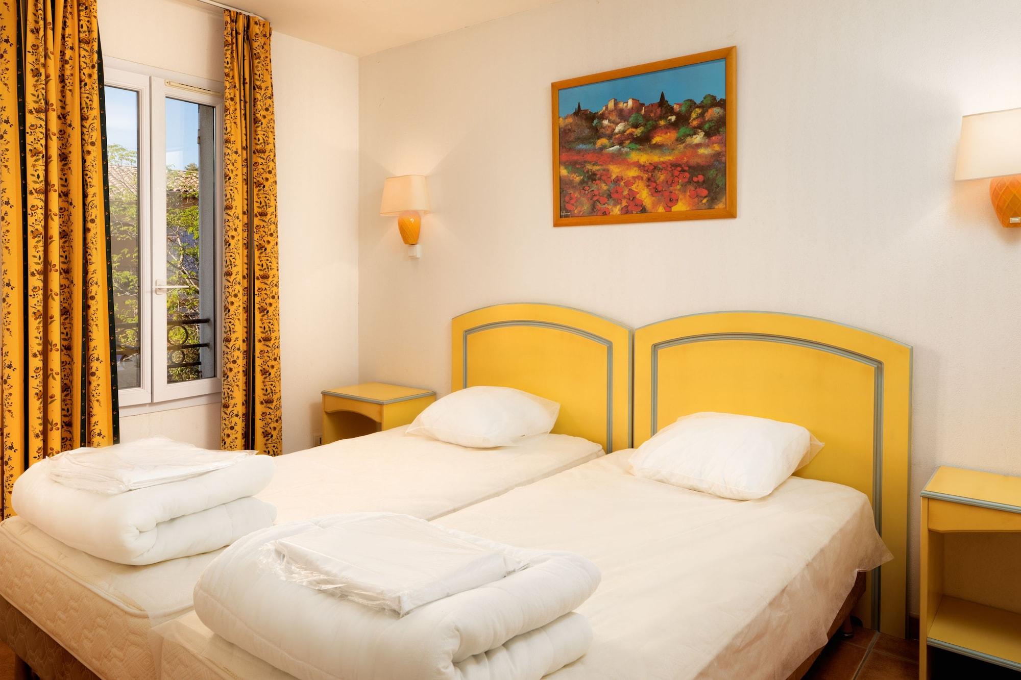 Sowell Residences Les Mazets Arles Bagian luar foto