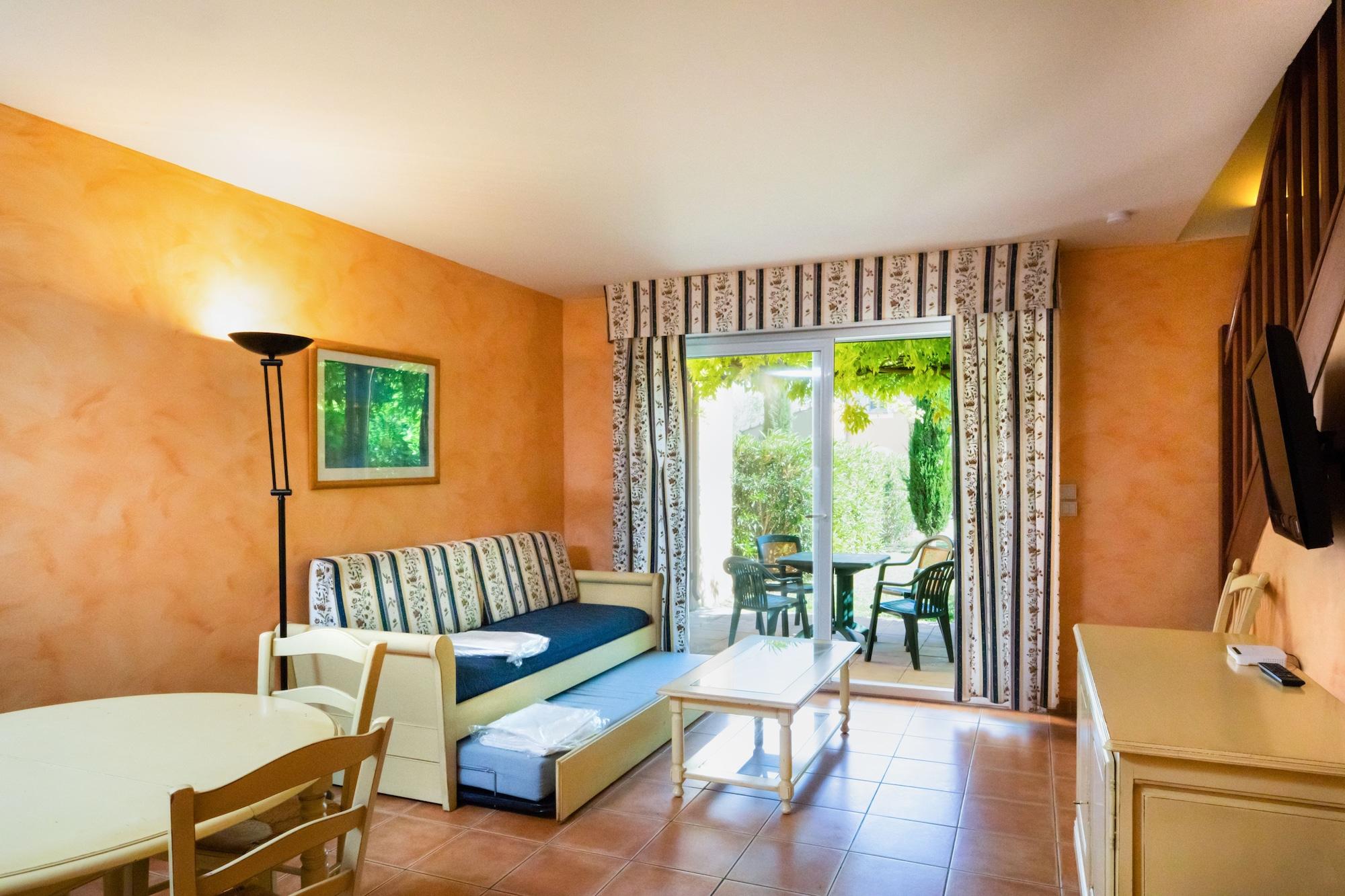 Sowell Residences Les Mazets Arles Bagian luar foto