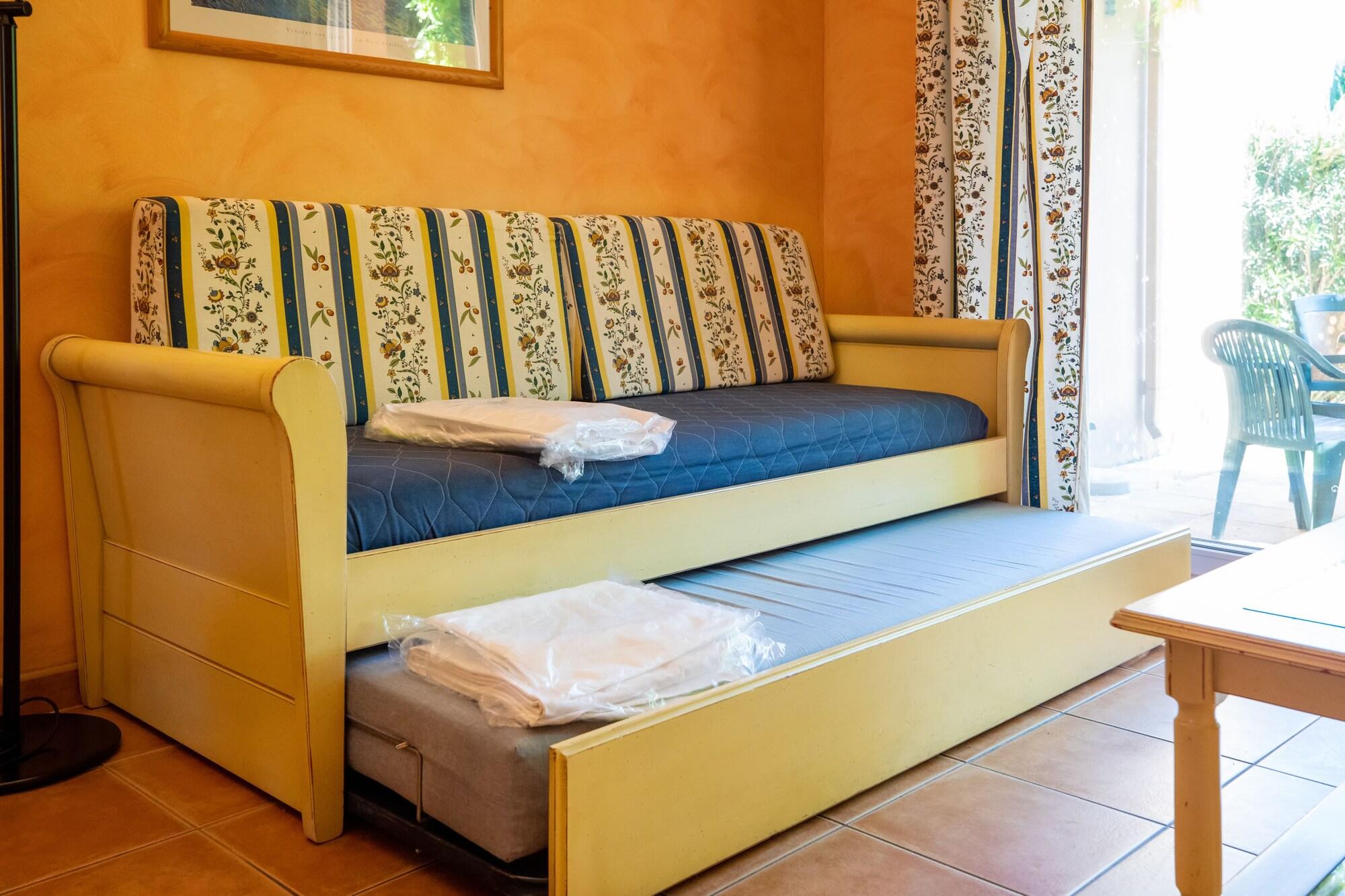Sowell Residences Les Mazets Arles Bagian luar foto